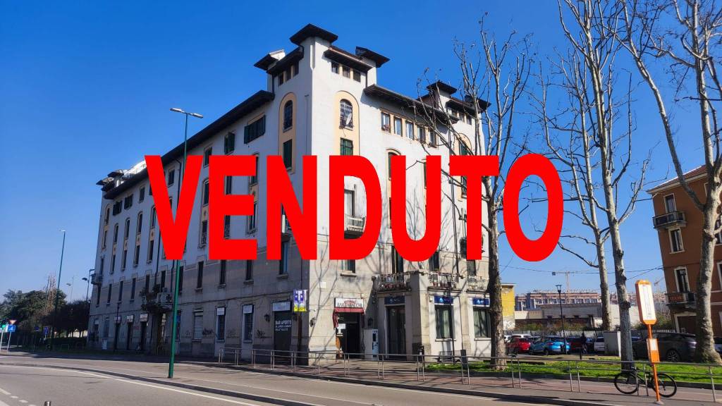 appartamento in vendita a Sesto San Giovanni in zona Restellone