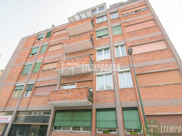 appartamento in vendita a Sesto San Giovanni in zona Rondinella