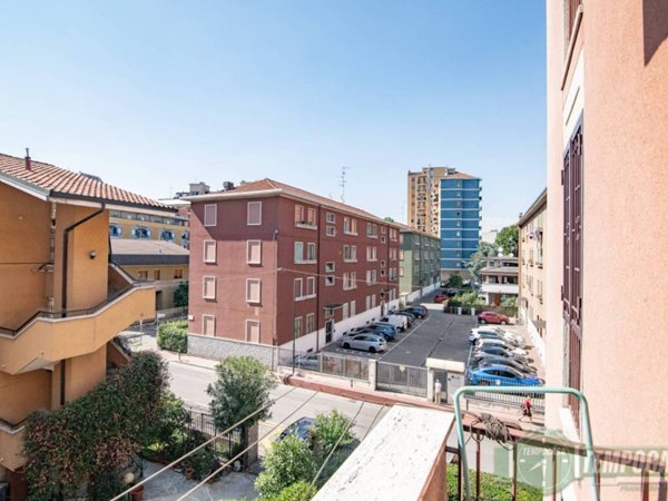 appartamento in vendita a Sesto San Giovanni in zona Rondinella
