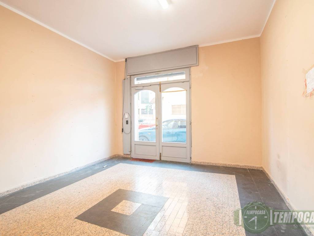 negozio in vendita a Sesto San Giovanni