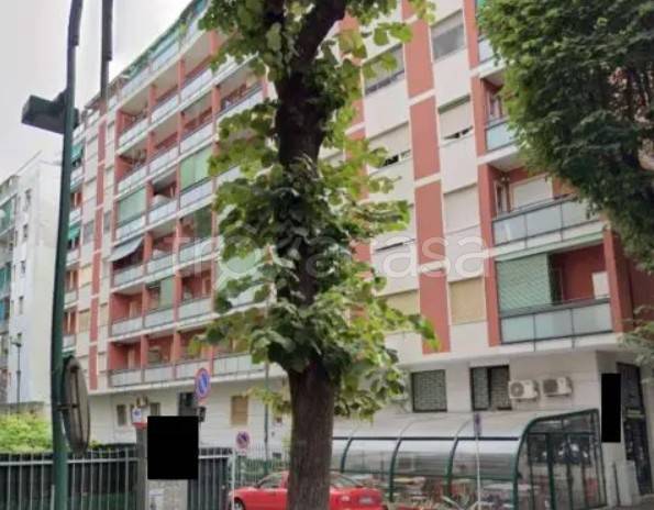 appartamento in vendita a Sesto San Giovanni in zona Rondò/Torretta