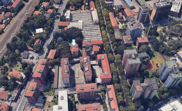locale di sgombero in vendita a Sesto San Giovanni