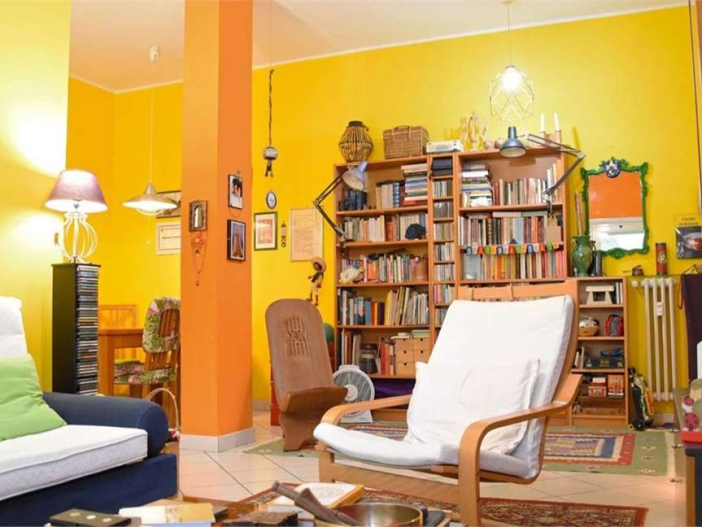 appartamento in vendita a Sesto San Giovanni in zona Rondinella