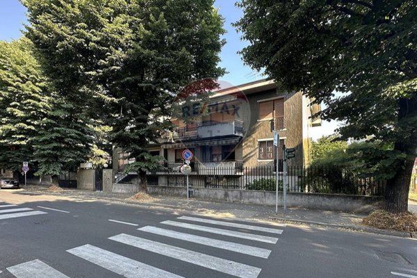 appartamento in vendita a Sesto San Giovanni in zona Cascina de' Gatti