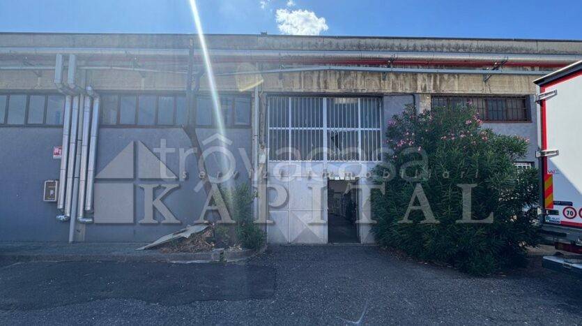 locale commerciale in vendita a Sesto San Giovanni