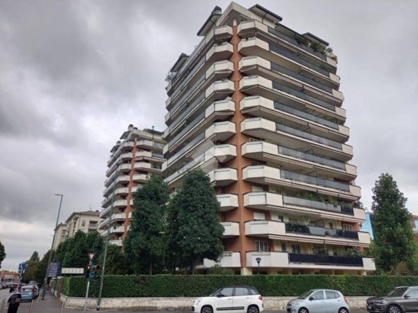 appartamento in vendita a Sesto San Giovanni