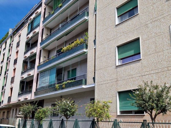appartamento in vendita a Sesto San Giovanni in zona Rondò/Torretta