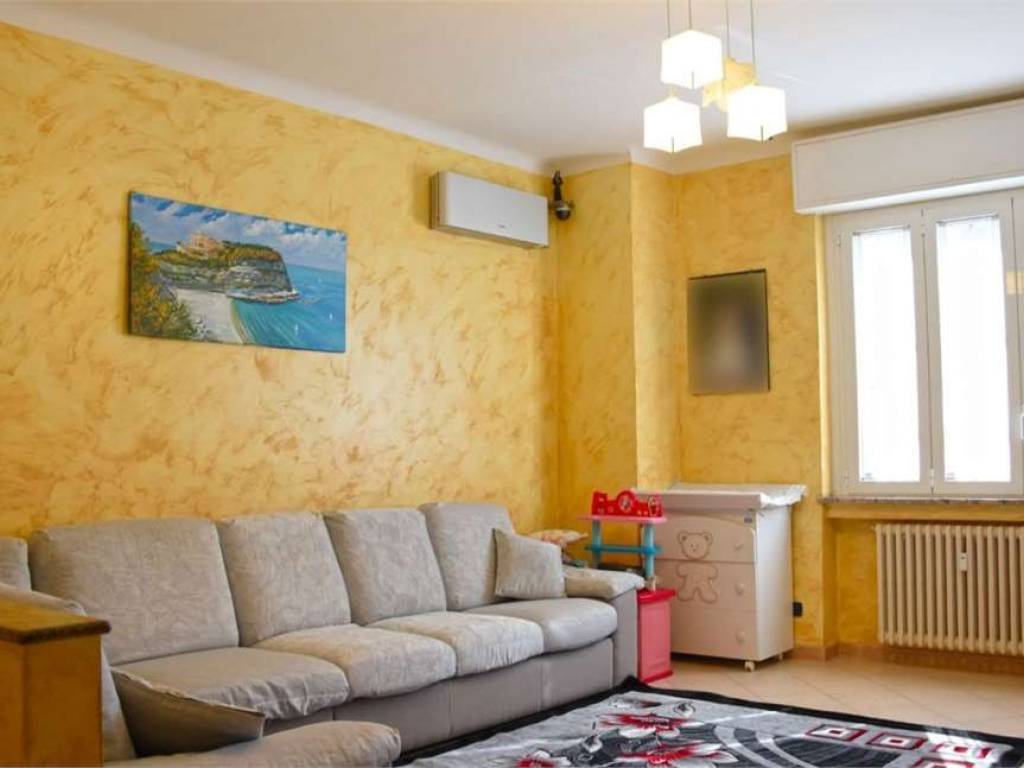 appartamento in vendita a Sesto San Giovanni in zona Rondinella