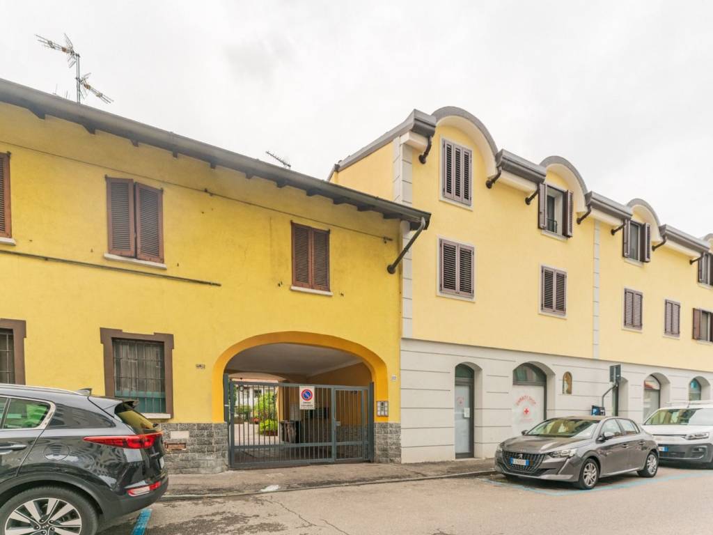 appartamento in vendita a Sesto San Giovanni in zona Rondò/Torretta