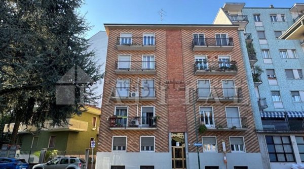 appartamento in vendita a Sesto San Giovanni in zona Rondò/Torretta
