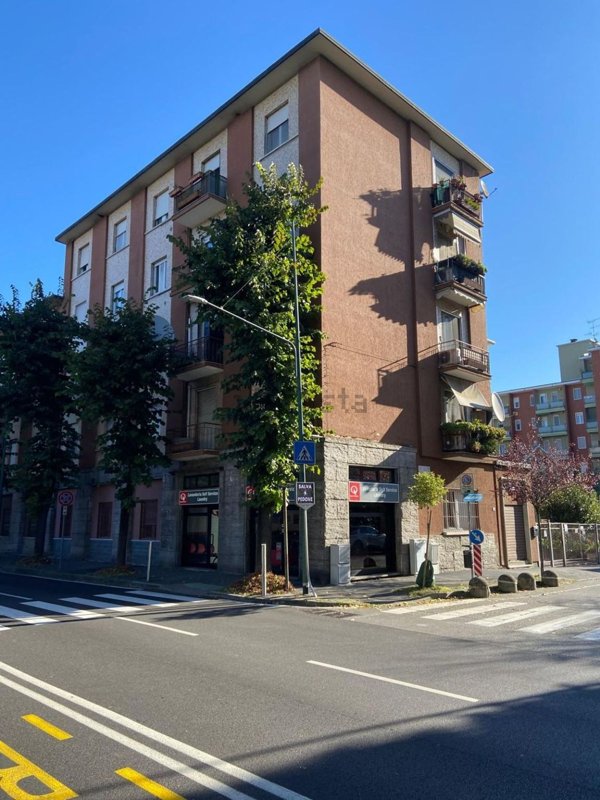 appartamento in vendita a Sesto San Giovanni in zona Pelucca/Villaggio Falck