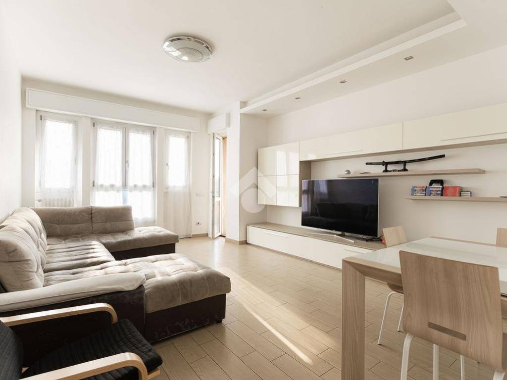 appartamento in vendita a Sesto San Giovanni in zona Rondò/Torretta