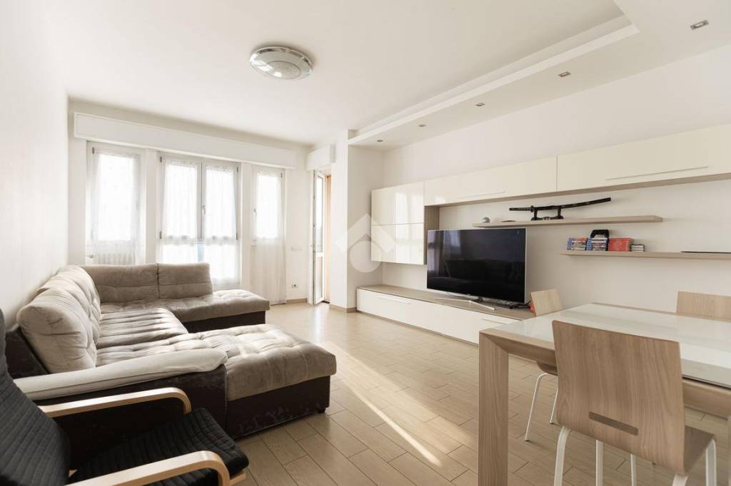 appartamento in vendita a Sesto San Giovanni in zona Rondò/Torretta