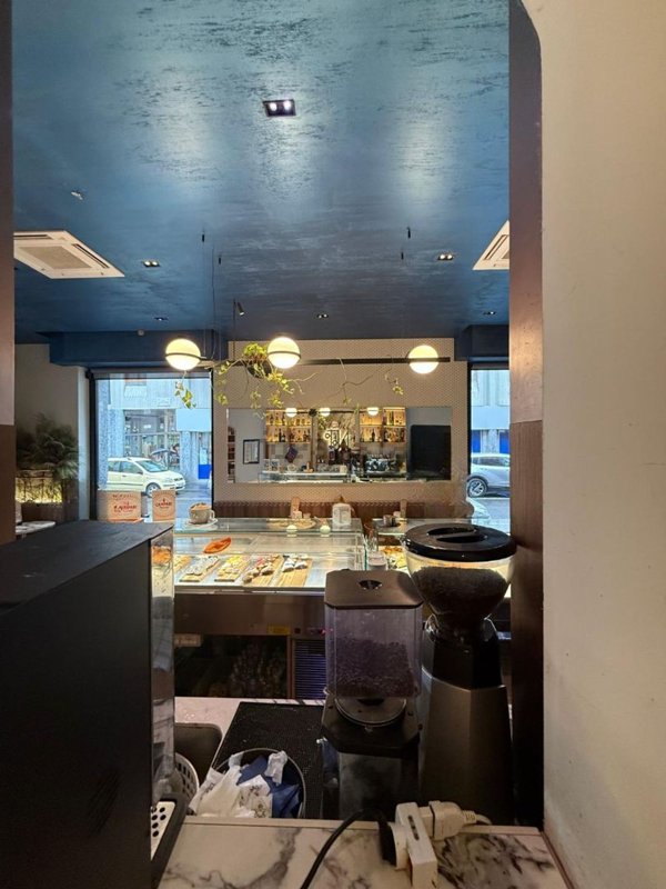 negozio in vendita a Sesto San Giovanni in zona Rondò/Torretta