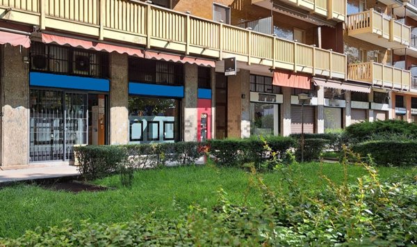 negozio in vendita a Sesto San Giovanni