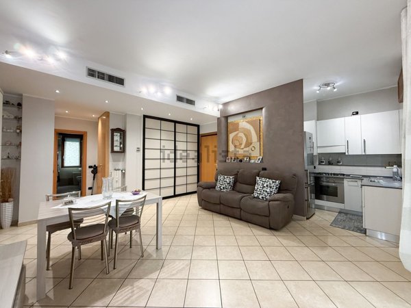 appartamento in vendita a Sesto San Giovanni in zona Rondinella