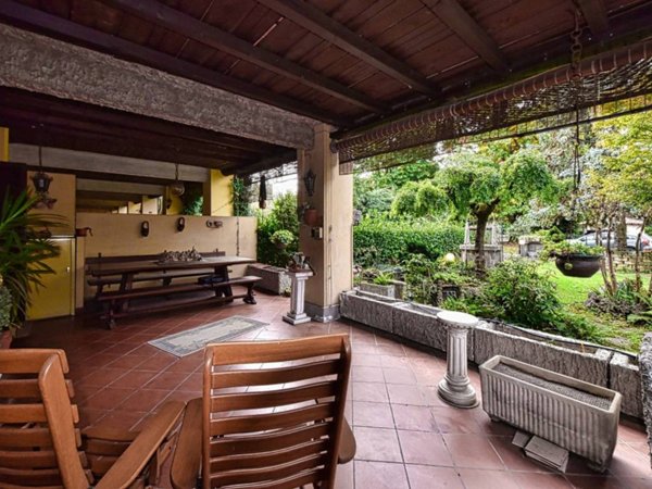 casa indipendente in vendita a Sesto San Giovanni in zona Rondò/Torretta