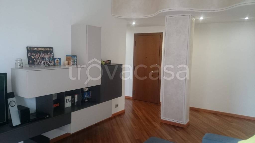 appartamento in vendita a Sesto San Giovanni in zona Rondò/Torretta