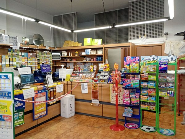 negozio in vendita a Sesto San Giovanni