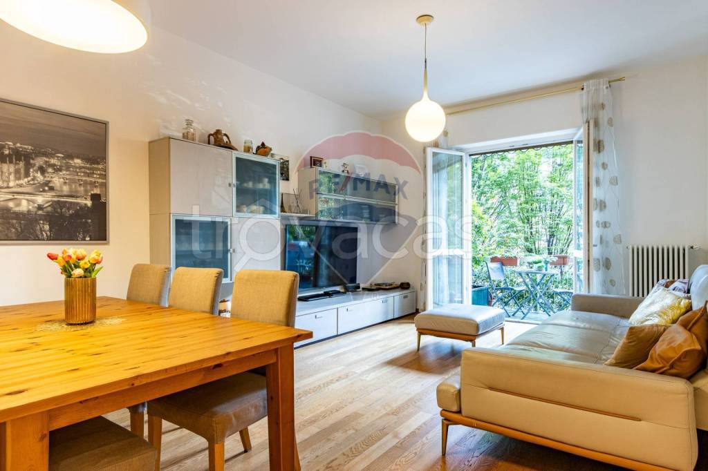 appartamento in vendita a Sesto San Giovanni in zona Rondò/Torretta