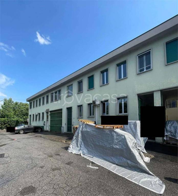 negozio in vendita a Sesto San Giovanni