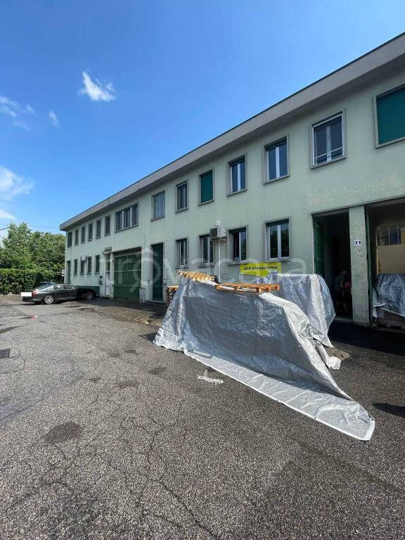 negozio in vendita a Sesto San Giovanni