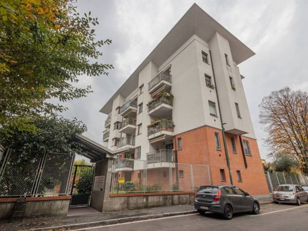 appartamento in vendita a Sesto San Giovanni in zona Pelucca/Villaggio Falck