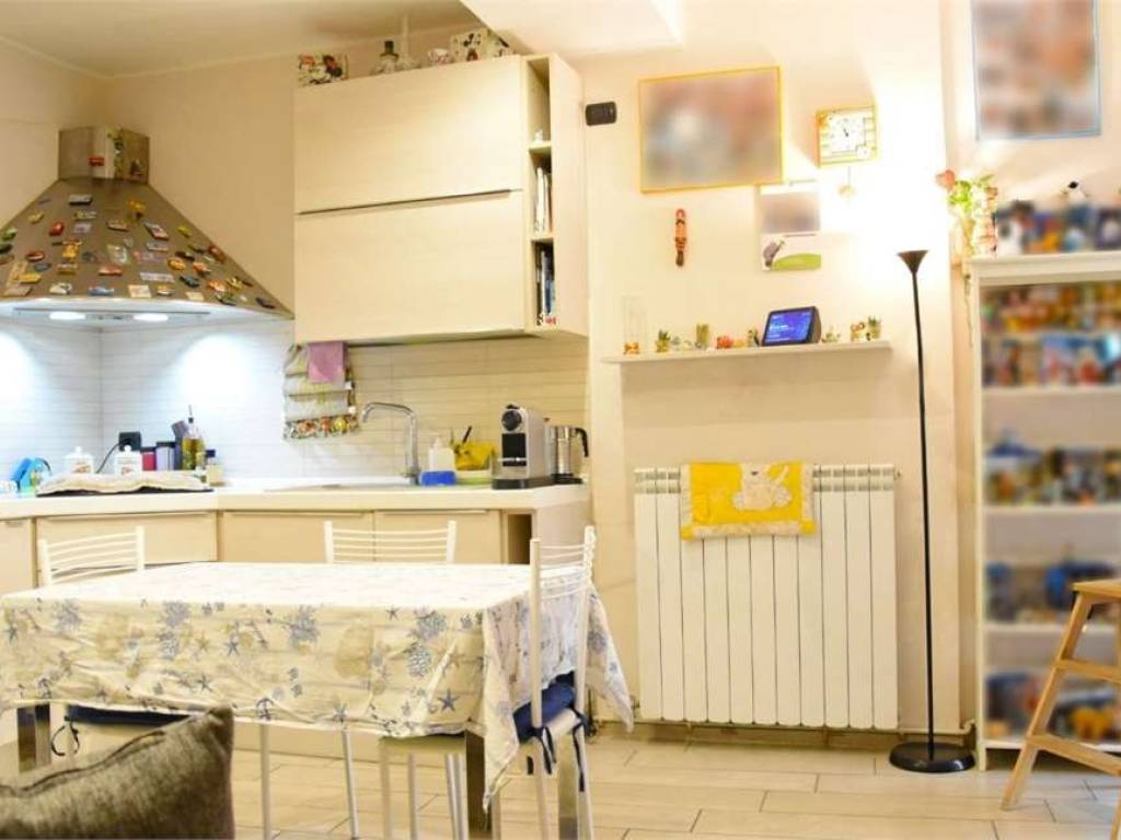 appartamento in vendita a Sesto San Giovanni in zona Rondinella