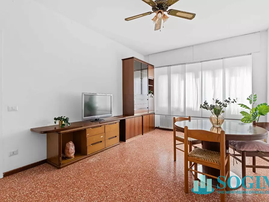 casa indipendente in vendita a Sesto San Giovanni in zona Rondò/Torretta