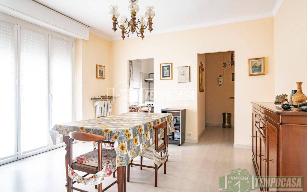 appartamento in vendita a Sesto San Giovanni in zona Rondò/Torretta