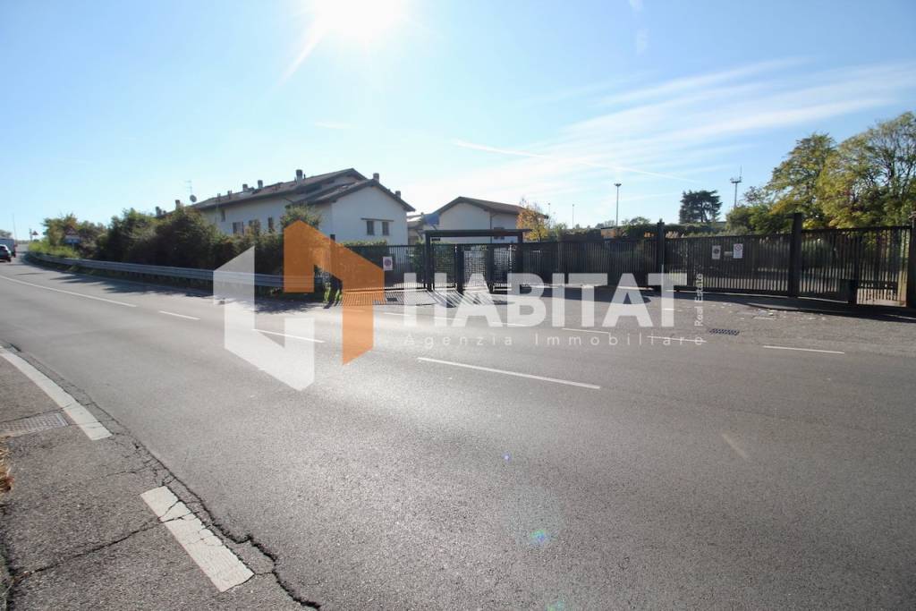 locale commerciale in vendita a Sesto San Giovanni