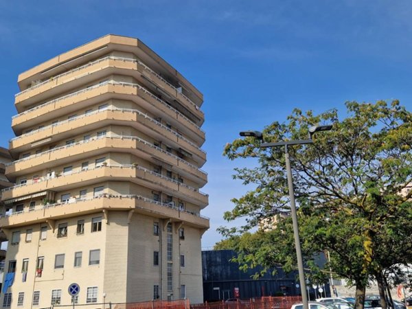 appartamento in vendita a Sesto San Giovanni in zona Rondinella