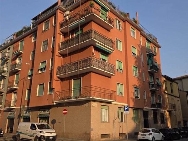 appartamento in vendita a Sesto San Giovanni in zona Rondinella