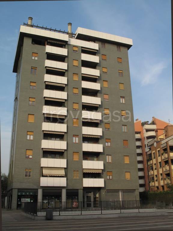 appartamento in vendita a Sesto San Giovanni in zona Rondò/Torretta