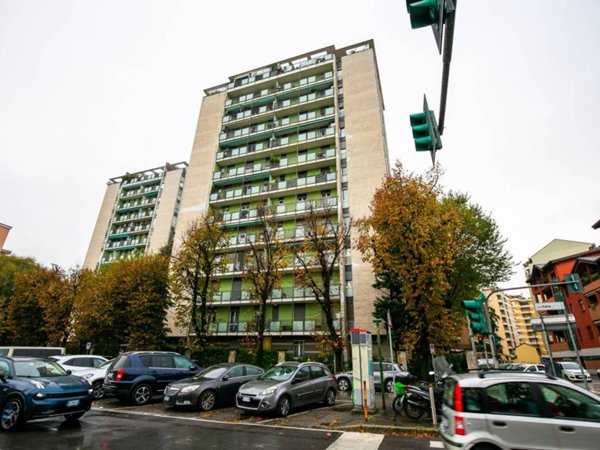 appartamento in vendita a Sesto San Giovanni in zona Rondò/Torretta