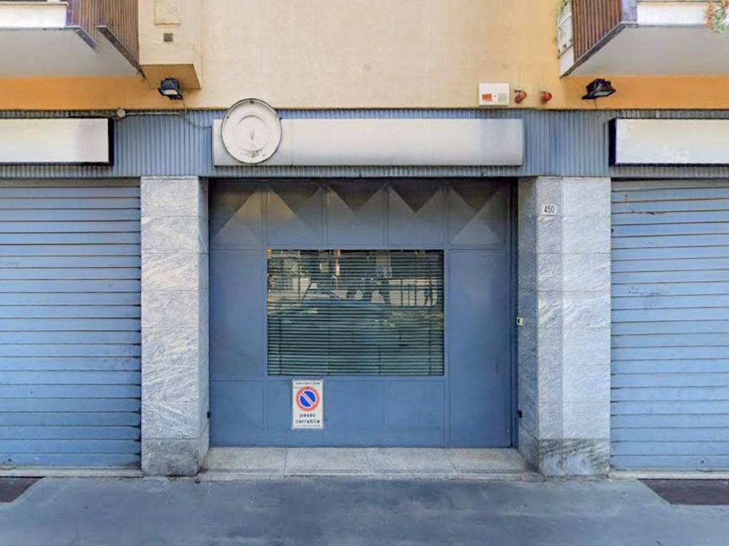 negozio in vendita a Sesto San Giovanni in zona Rondinella