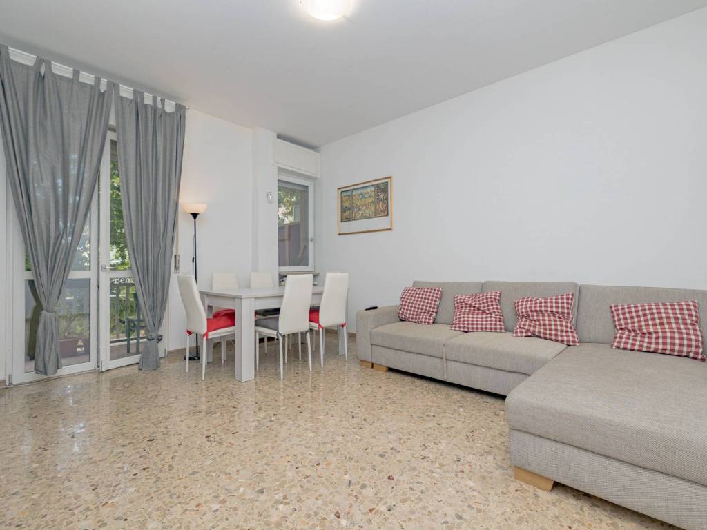 appartamento in vendita a Sesto San Giovanni in zona Rondinella