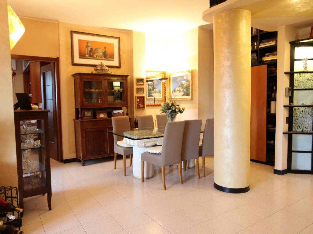 appartamento in vendita a Sesto San Giovanni in zona Rondinella
