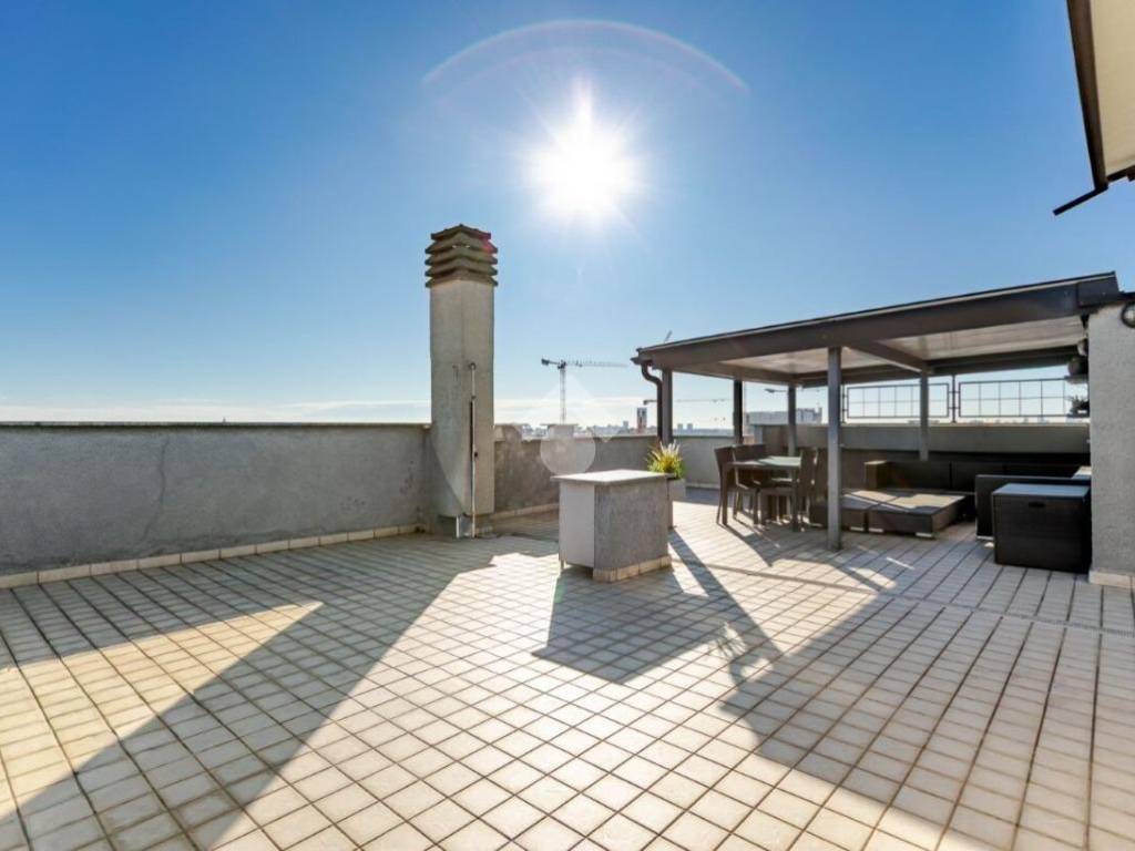 appartamento in vendita a Sesto San Giovanni in zona Rondinella