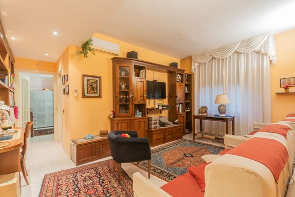 appartamento in vendita a Sesto San Giovanni in zona Rondinella