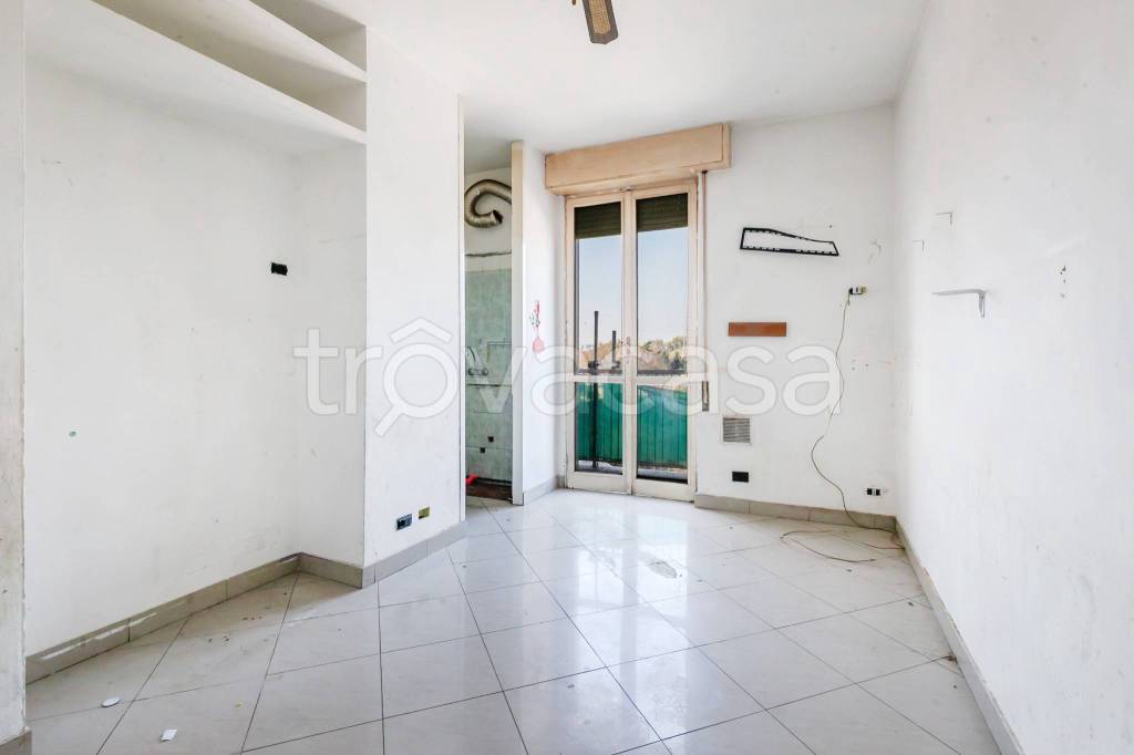 appartamento in vendita a Sesto San Giovanni in zona Pelucca/Villaggio Falck