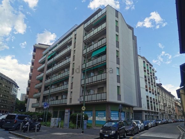 locale commerciale in vendita a Sesto San Giovanni