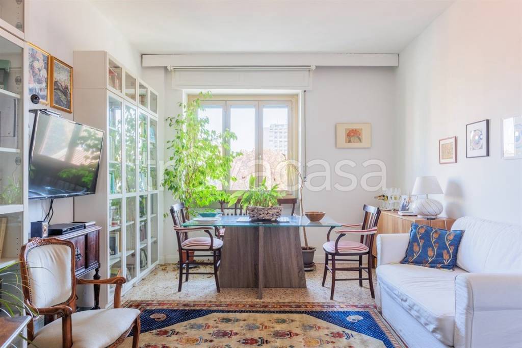 appartamento in vendita a Sesto San Giovanni in zona Rondò/Torretta