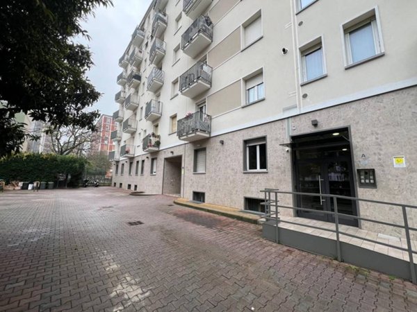 appartamento in vendita a Sesto San Giovanni in zona Rondò/Torretta