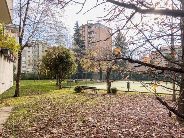 appartamento in vendita a Sesto San Giovanni in zona Rondò/Torretta