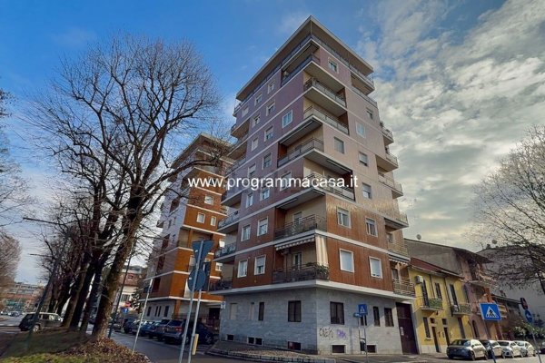 appartamento in vendita a Sesto San Giovanni in zona Rondò/Torretta