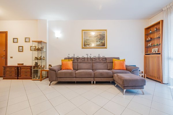 appartamento in vendita a Sesto San Giovanni in zona Cascina de' Gatti