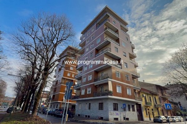 appartamento in vendita a Sesto San Giovanni in zona Rondò/Torretta