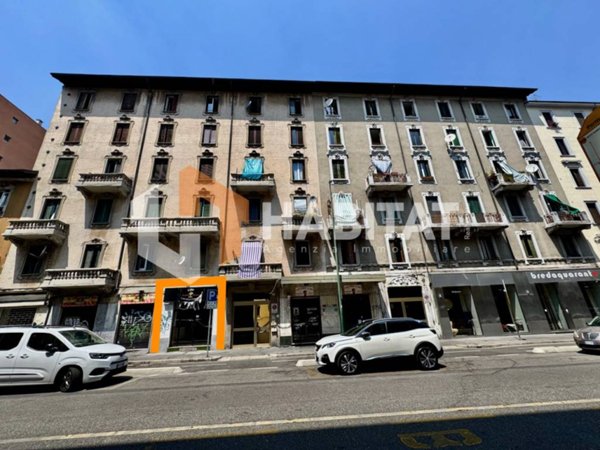 negozio in vendita a Sesto San Giovanni in zona Rondò/Torretta