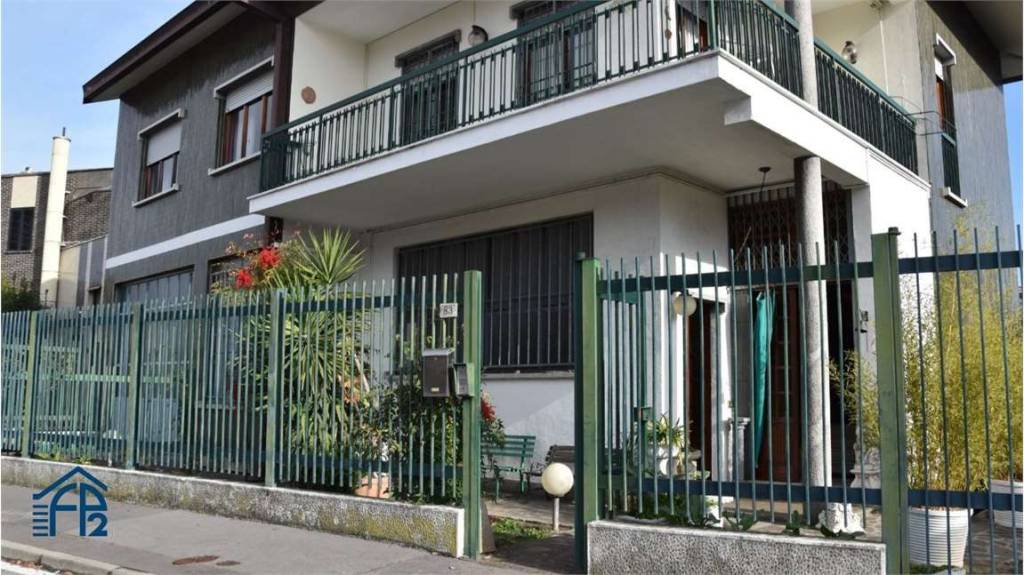 casa indipendente in vendita a Sesto San Giovanni